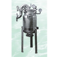 Bag type filter with heat preservation heating jacket